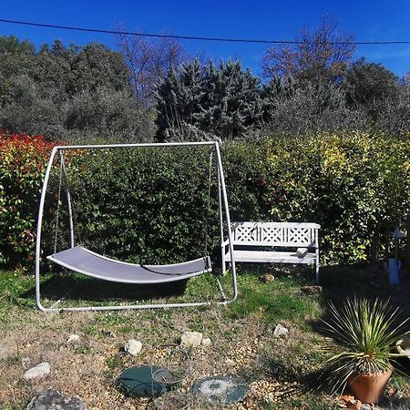 Entre Ventoux Et Luberon, Appartement Dans Maison. Malemort-du-Comtat Dış mekan fotoğraf