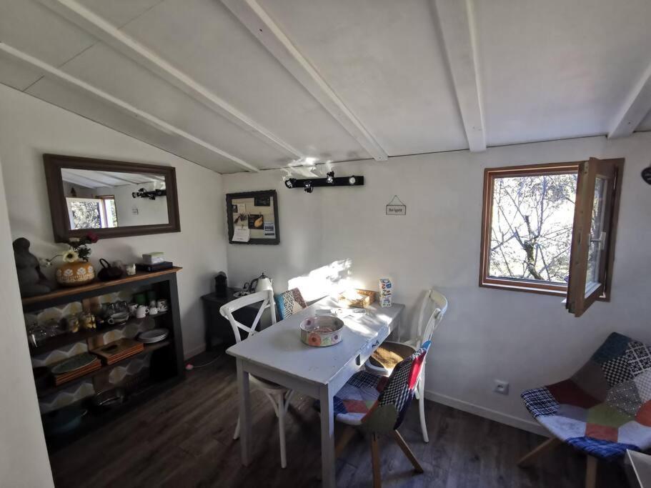 Entre Ventoux Et Luberon, Appartement Dans Maison. Malemort-du-Comtat Dış mekan fotoğraf