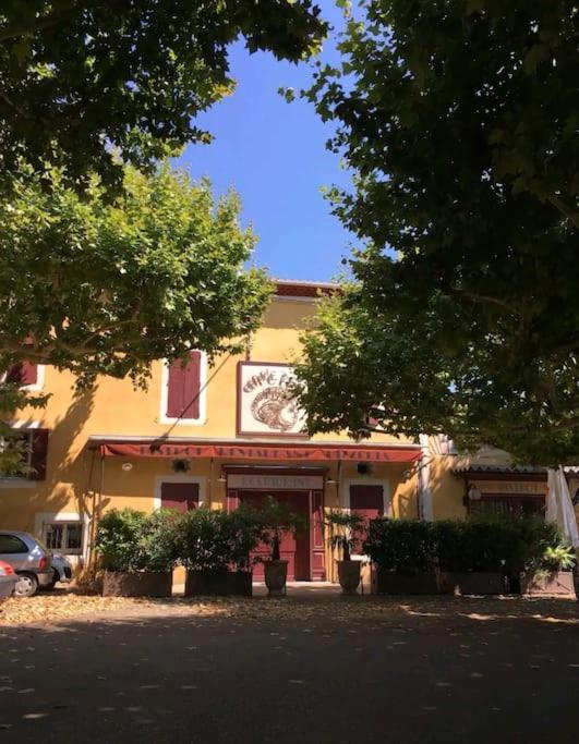 Entre Ventoux Et Luberon, Appartement Dans Maison. Malemort-du-Comtat Dış mekan fotoğraf