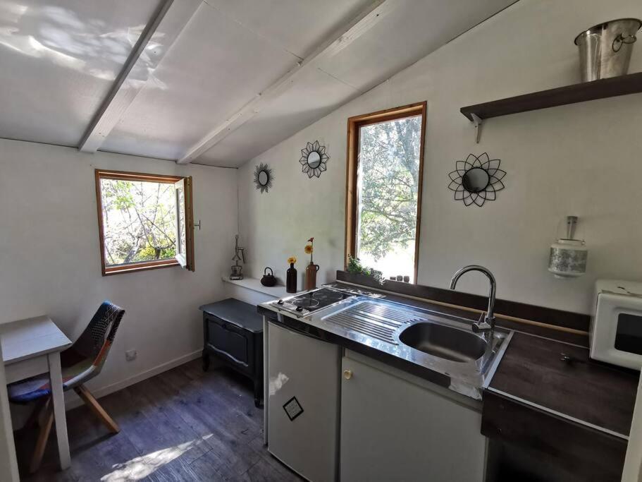 Entre Ventoux Et Luberon, Appartement Dans Maison. Malemort-du-Comtat Dış mekan fotoğraf
